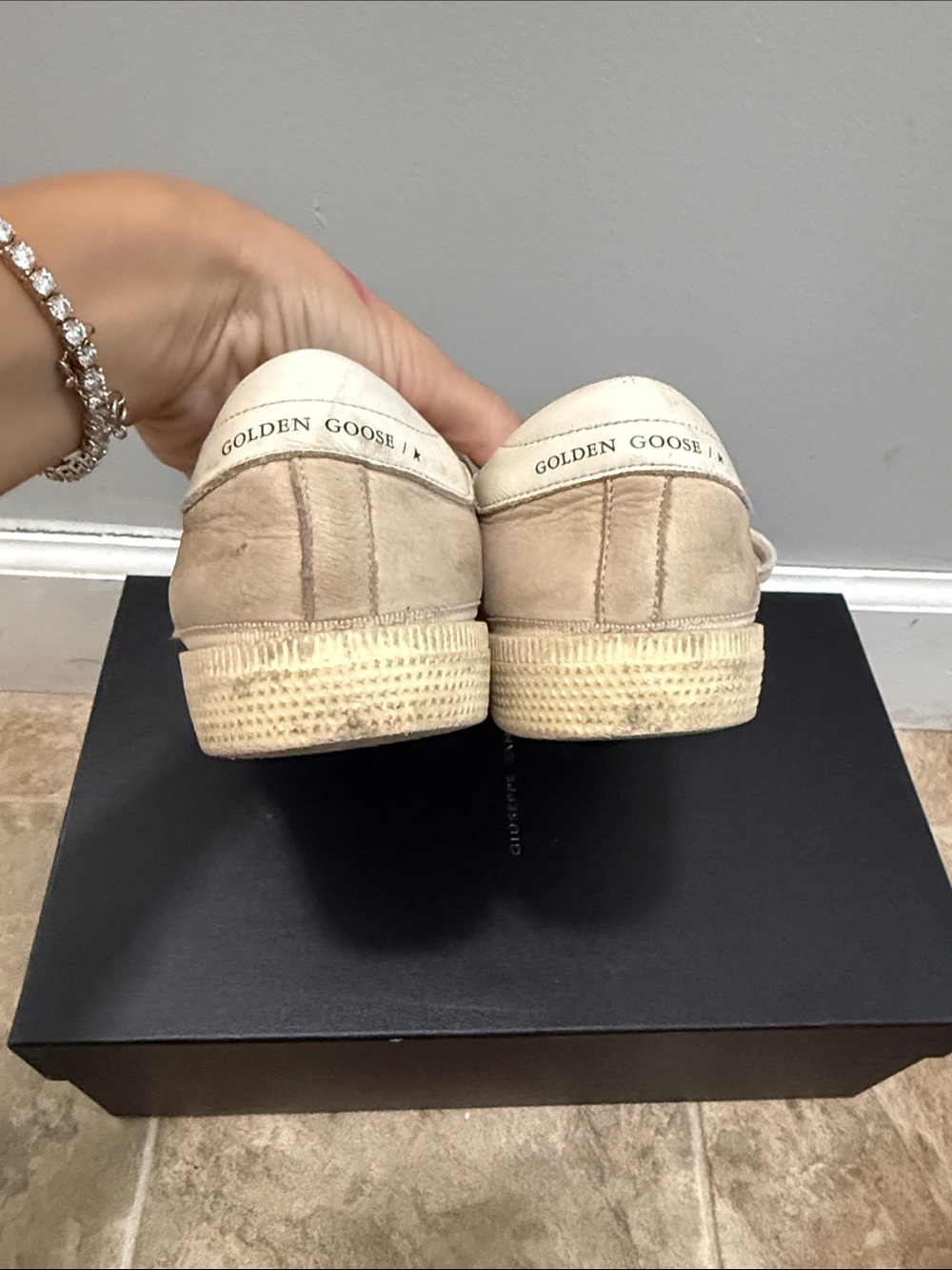 Golden Goose Beige Suede Low-Top Sneakers with White Star - Picture 2 of 3